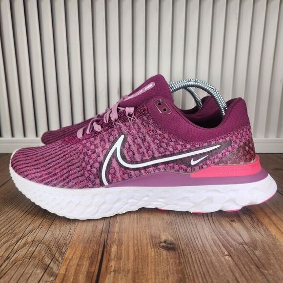 Womens 11 Nike React Infinity Run Flyknit 2 DD3024-500 Bordeaux Running Shoes - Picture 3 of 10